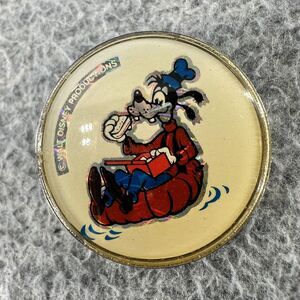 GOOFY DISNEY - Vintage Holographic Pin Made In New England Pinback Button  AS